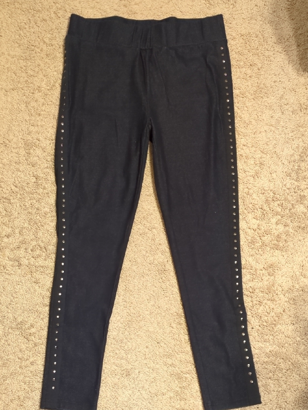 VENUS Navy and Black Knit Leggings